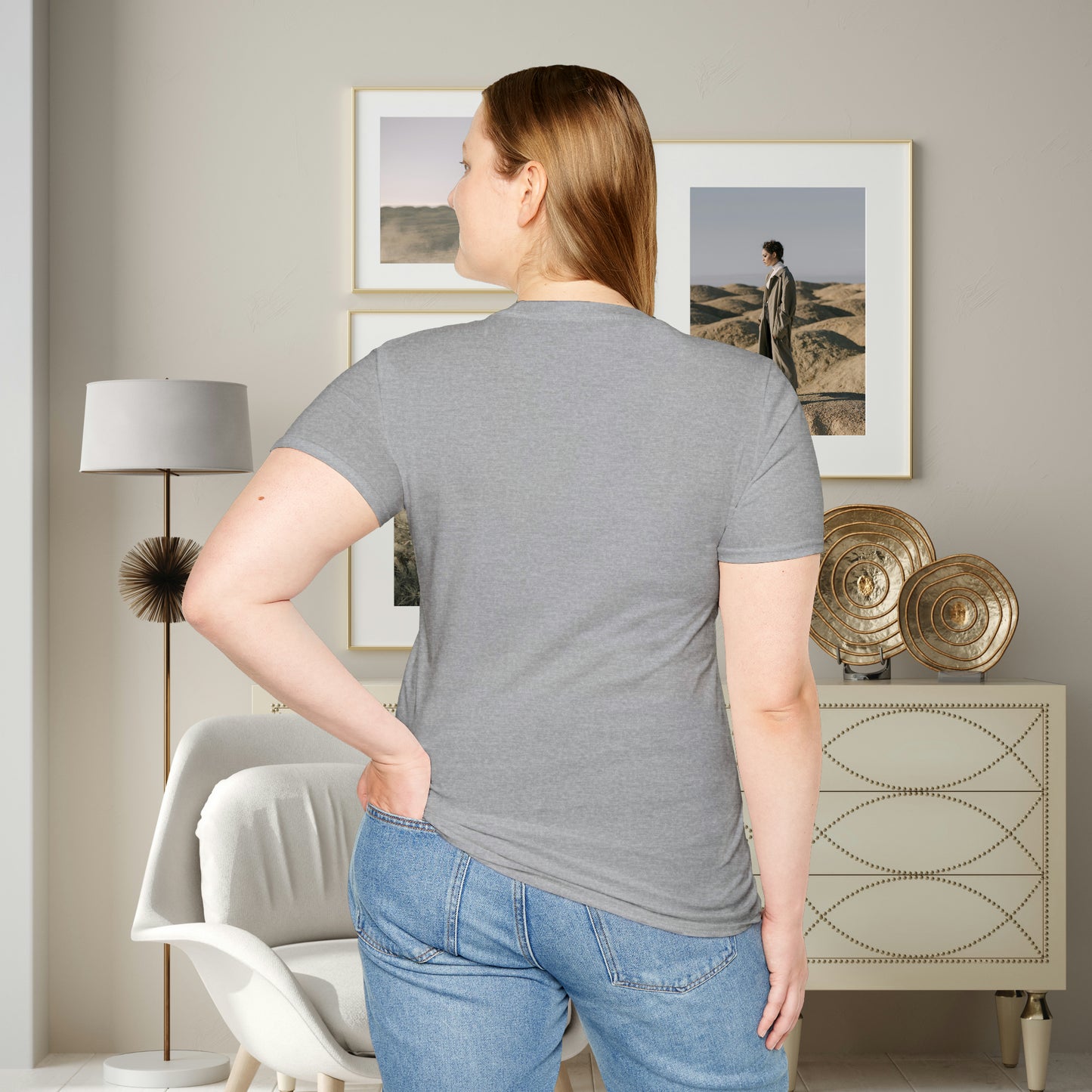A beautiful brain takes the time to “be curious”. Check out the different colors as the design may change based on the shirt color. This is a Unisex Softstyle T-Shirt.