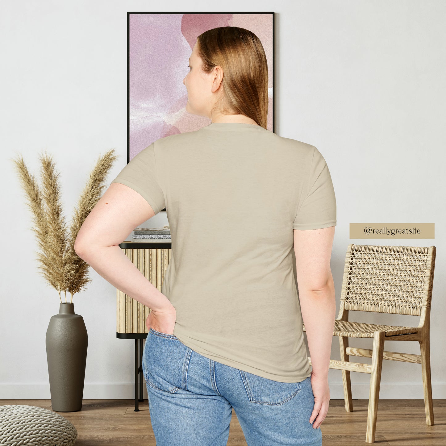 Do you smile when you think of being on an island with the sun, sand and breeze embracing you? This Unisex Softstyle T-Shirt is made for that beach loving person.