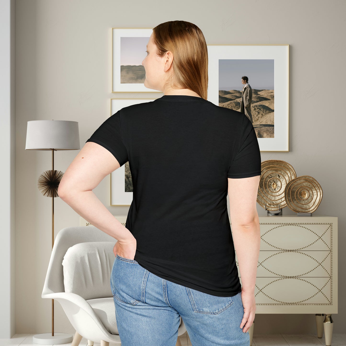 A beautiful brain takes the time to “be curious”. Check out the different colors as the design may change based on the shirt color. This is a Unisex Softstyle T-Shirt.