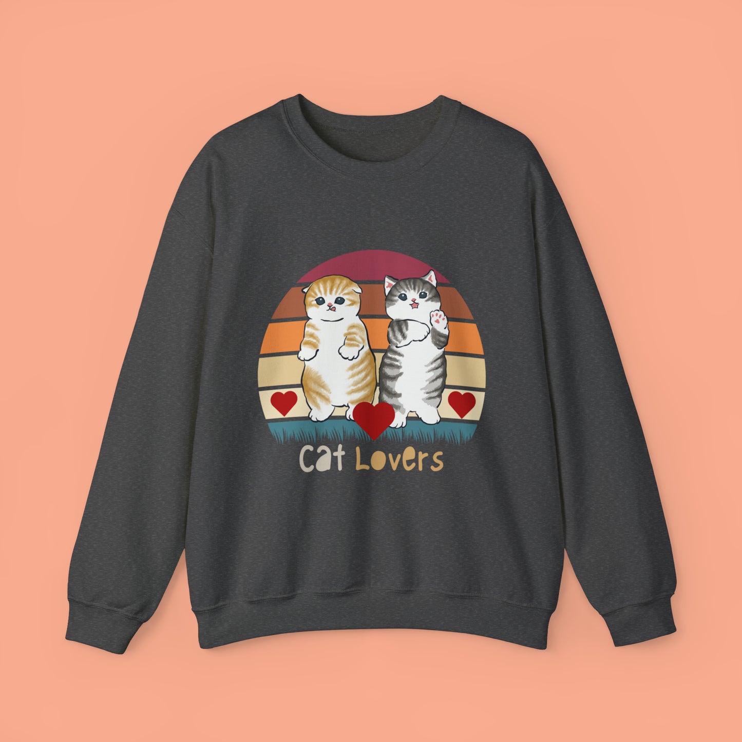 Beautiful retro design for all the Cat Lovers out there in a Unisex Heavy Blend™ Crewneck Sweatshirt.