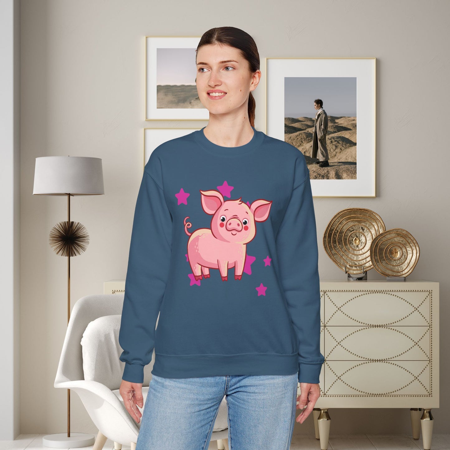 Brighten up your day with this star studded piggy design! Give the gift of this Unisex Heavy Blend™ Crewneck Sweatshirt or get one for yourself.