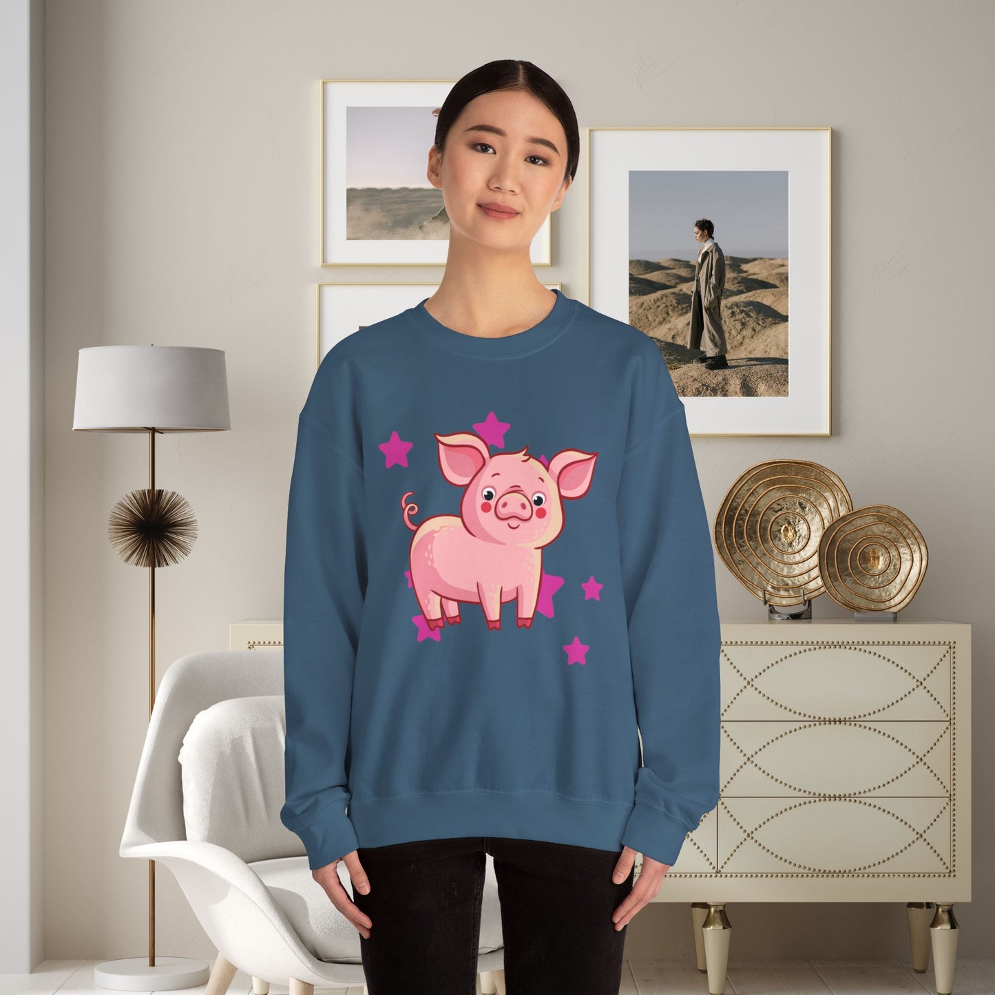 Brighten up your day with this star studded piggy design! Give the gift of this Unisex Heavy Blend™ Crewneck Sweatshirt or get one for yourself.