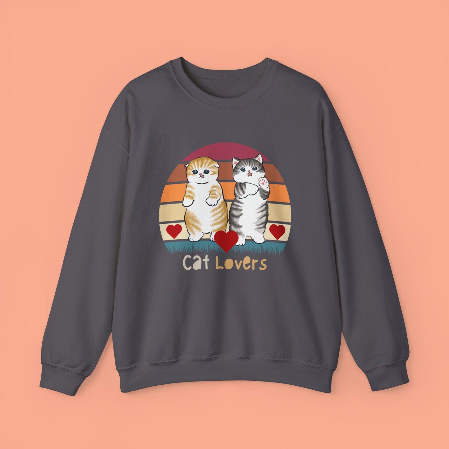 Beautiful retro design for all the Cat Lovers out there in a Unisex Heavy Blend™ Crewneck Sweatshirt.