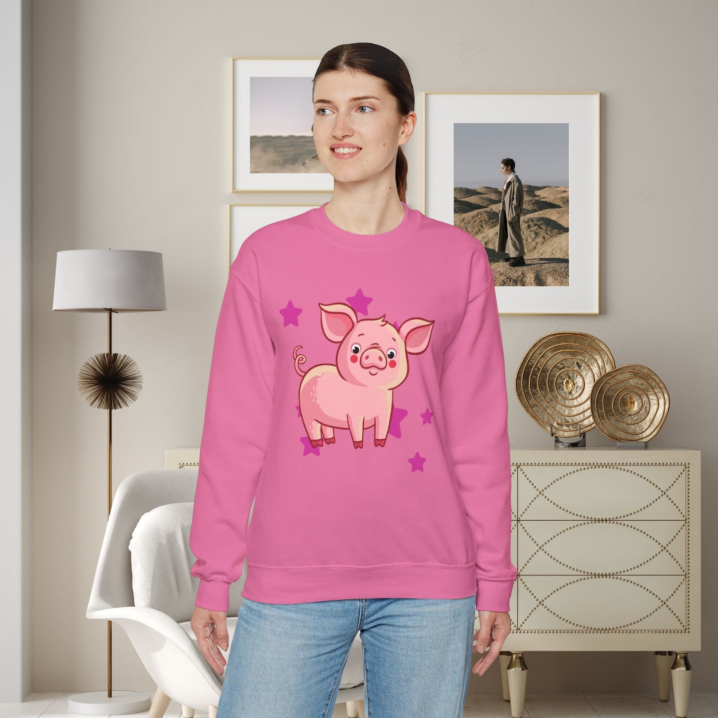 Brighten up your day with this star studded piggy design! Give the gift of this Unisex Heavy Blend™ Crewneck Sweatshirt or get one for yourself.