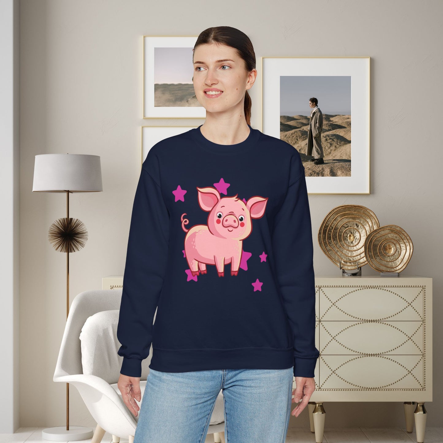 Brighten up your day with this star studded piggy design! Give the gift of this Unisex Heavy Blend™ Crewneck Sweatshirt or get one for yourself.