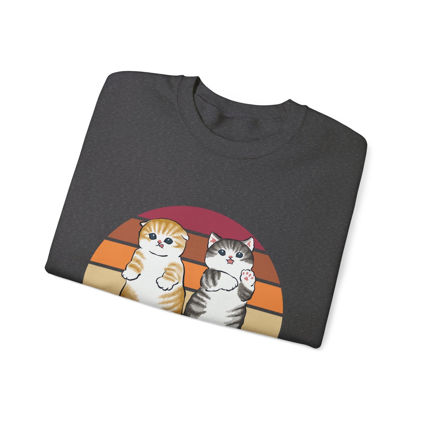 Beautiful retro design for all the Cat Lovers out there in a Unisex Heavy Blend™ Crewneck Sweatshirt.